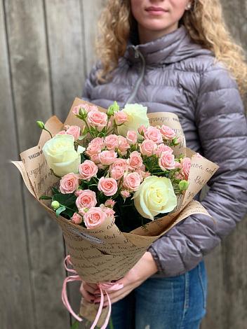 Букет цветов из: Розы в Абрамовке